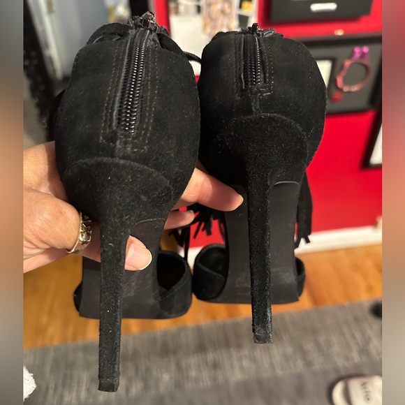 Fun Fringe Heels! - Picture 9 of 10